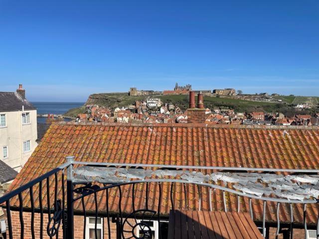 Silver Street Suites Whitby Ngoại thất bức ảnh